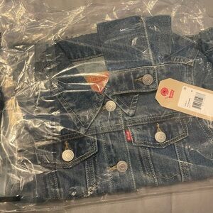 Levi's Classic Blue Denim Jacket Brand New